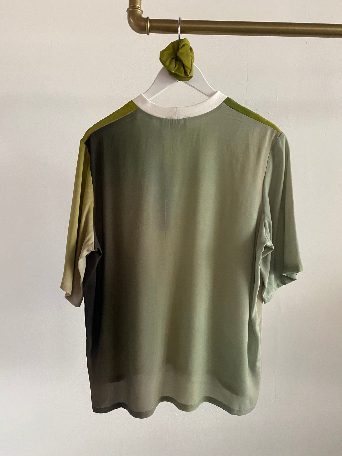 T-Shirt Graf Gradiant „one of a kind“
