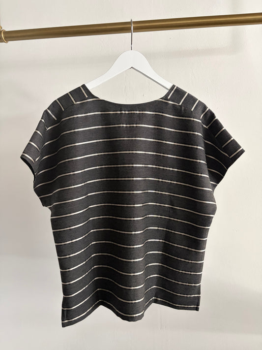 T-Shirt Across