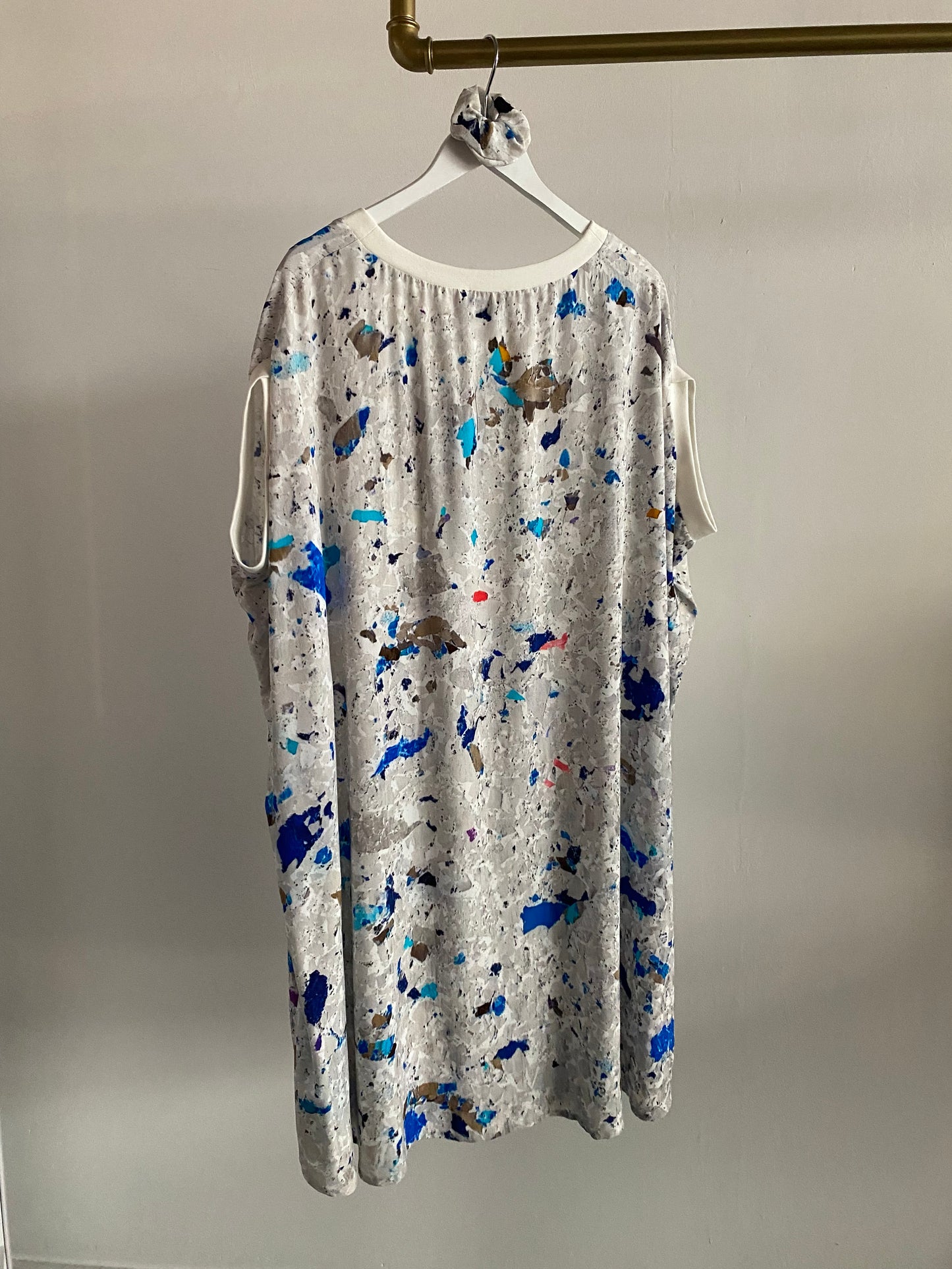 Dress Limited Edition FLAKES LIGHT
