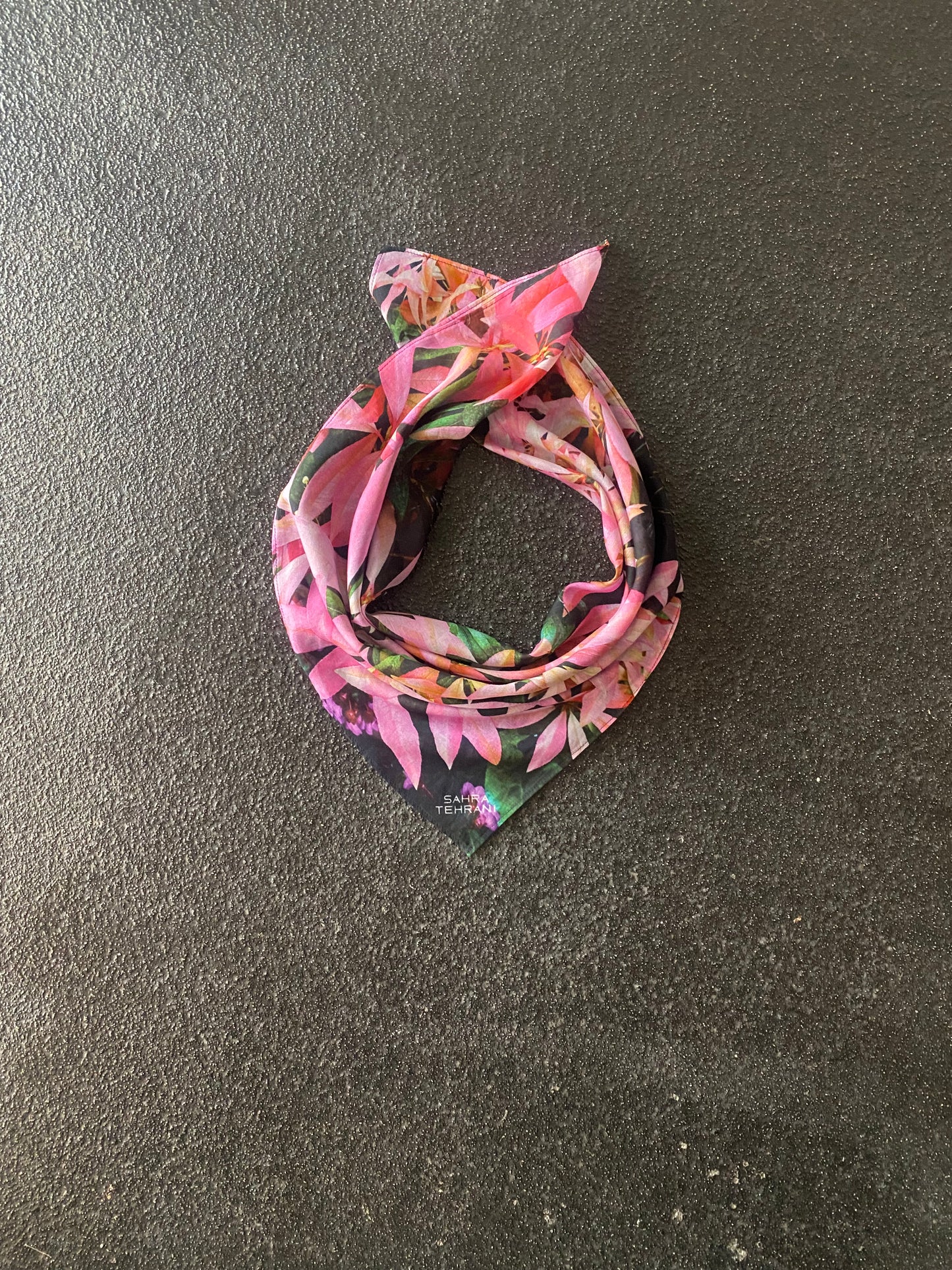 Scarf Pinkipink