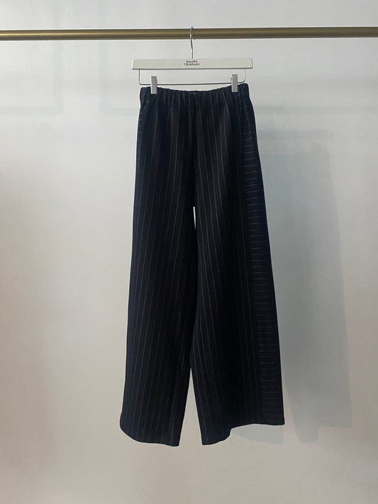 Weite Hose Stripes